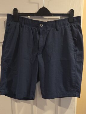 Under Armour Navy Textured Flat-Front Men's Shorts